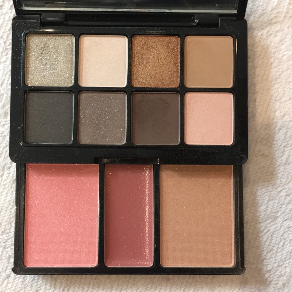 Too Faced Natural Beauty Pocket Pallette
